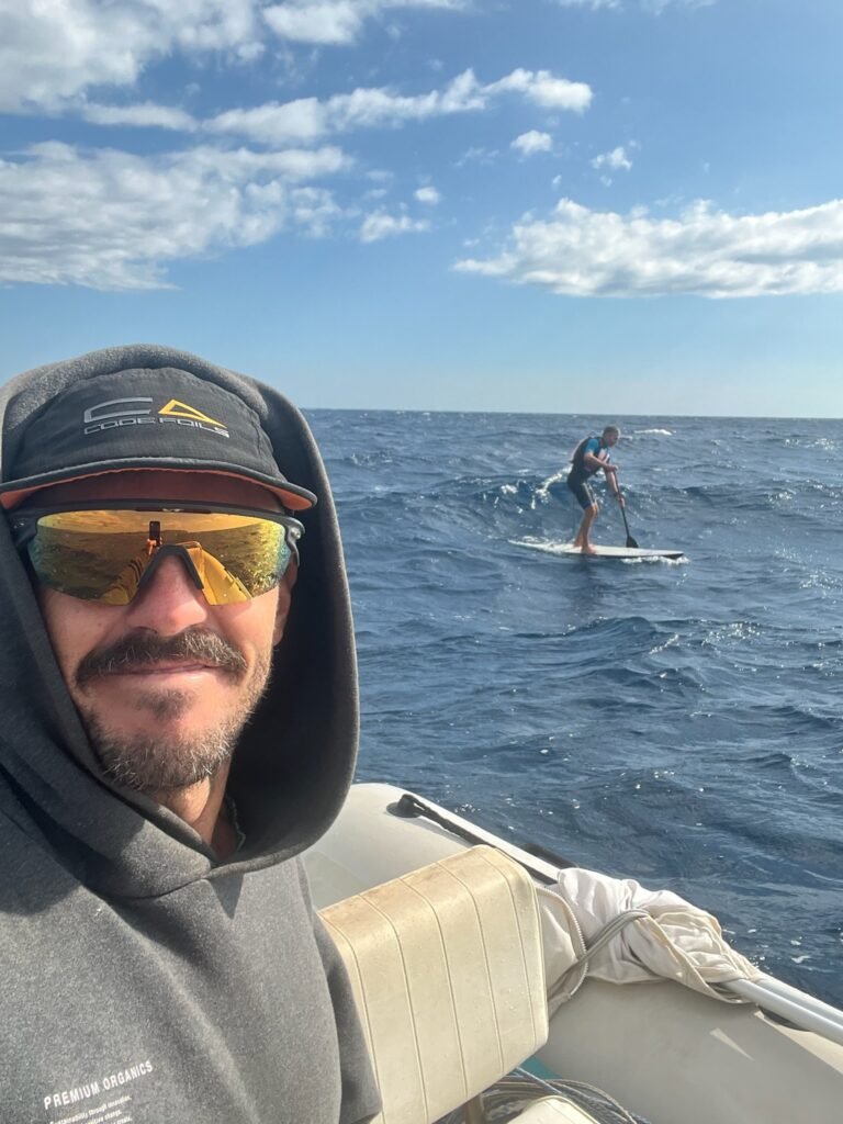 jordi pocurull lesson clase sup downwind foil pantai costa brava begur pals