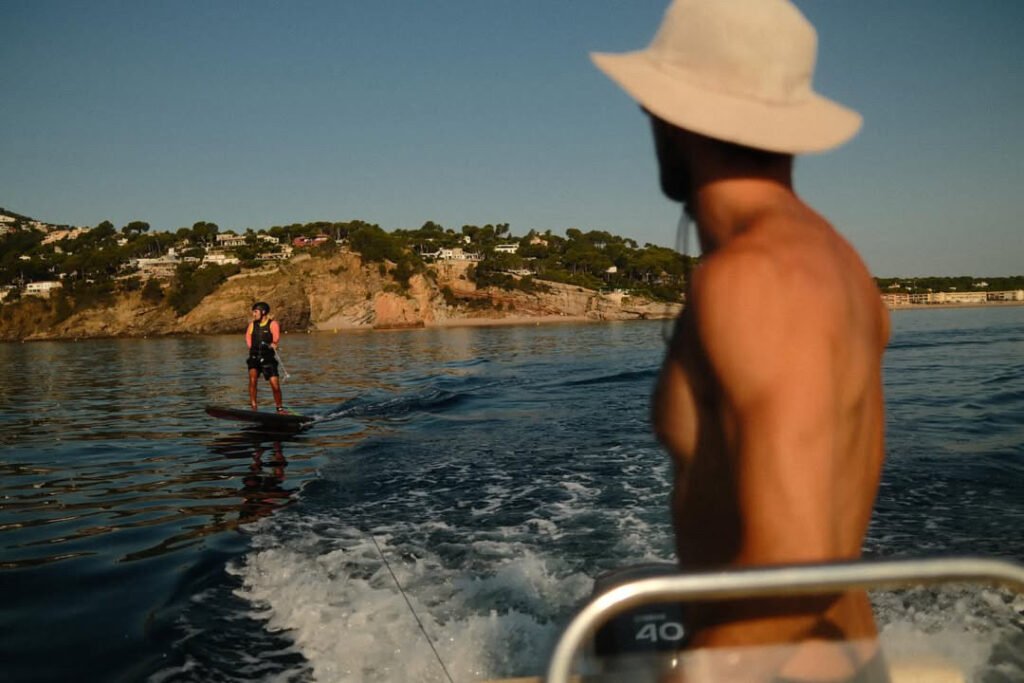 Foil lessons in Pantai Costa Brava Begur