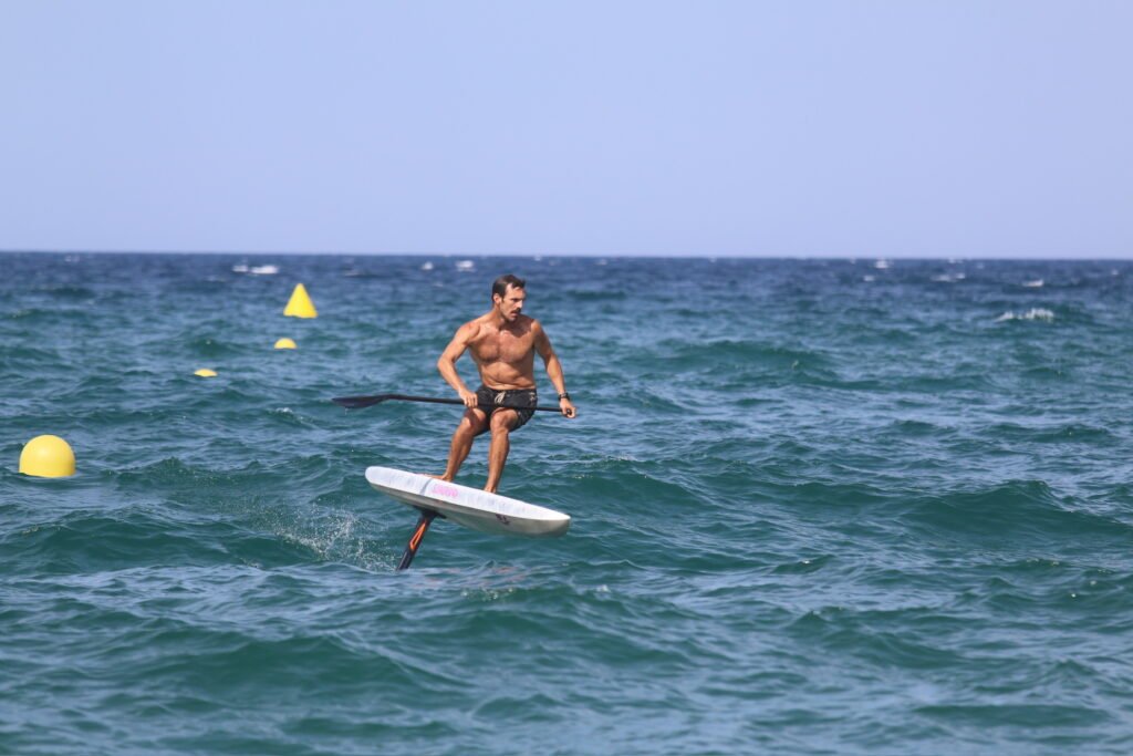 Albert asenjo sup foil downwind lesson in Pantai Costa Brava