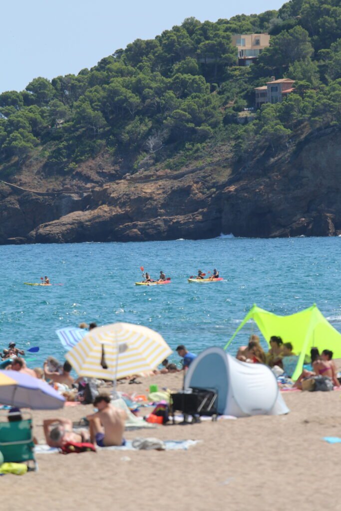 kayak-tour-ruta-begur-costa-brava-ses-negres-pantai-raco